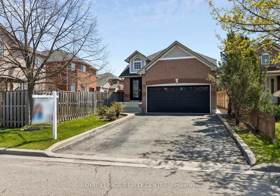 50-lawlor-court-brampton-ontario-w13082856
