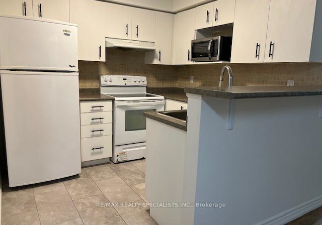1470-bishops-gate-oakville-ontario-w13082960
