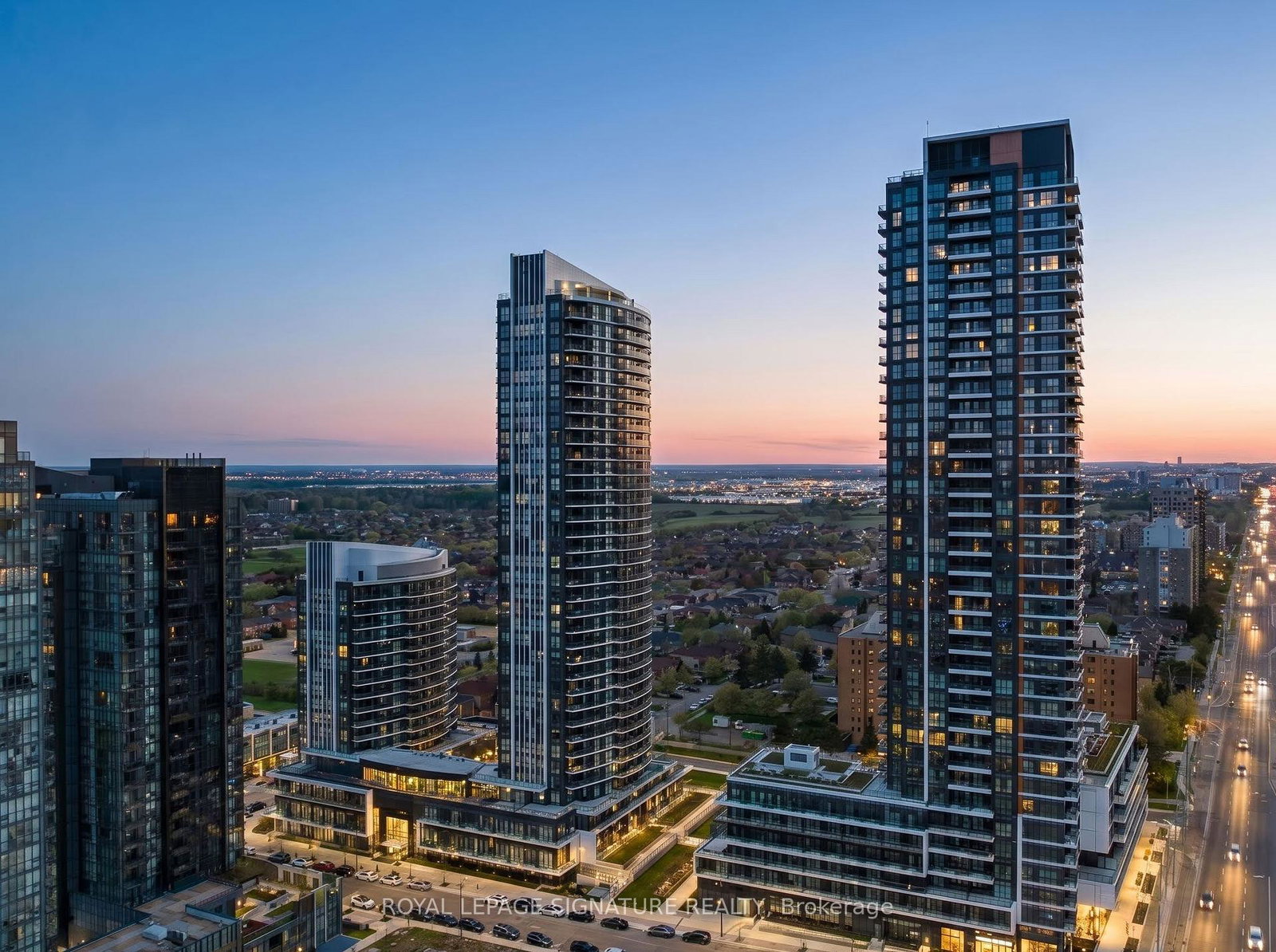 35-watergarden-drive-mississauga-ontario-w13083020