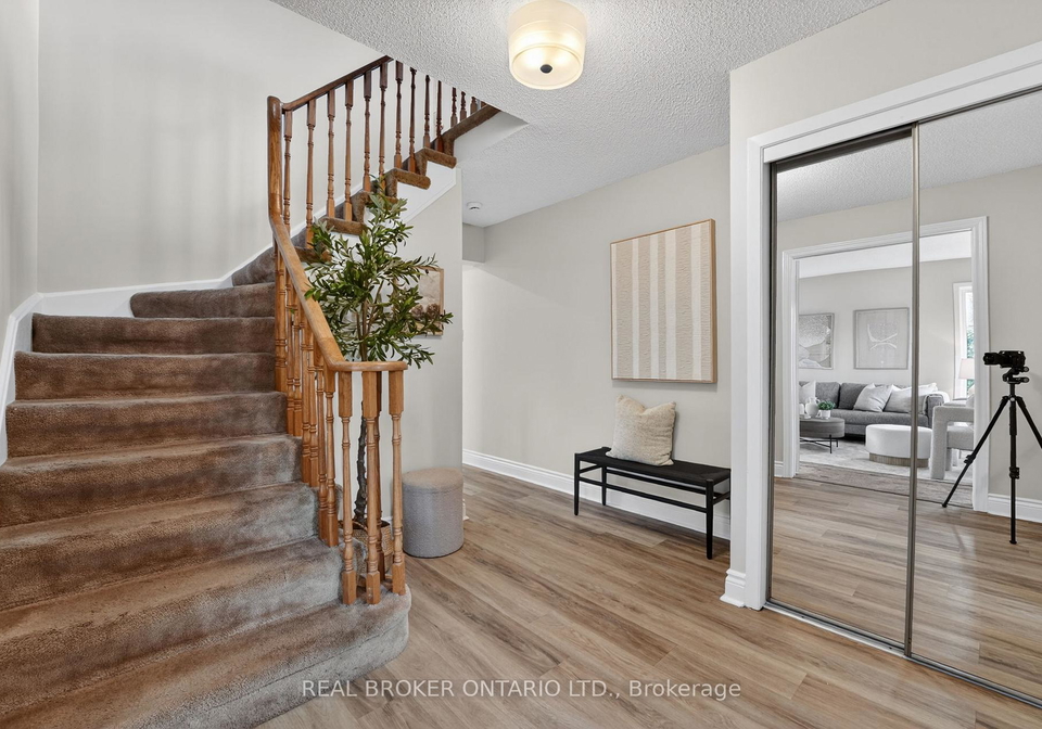153-chalmers-street-oakville-ontario-w13083140