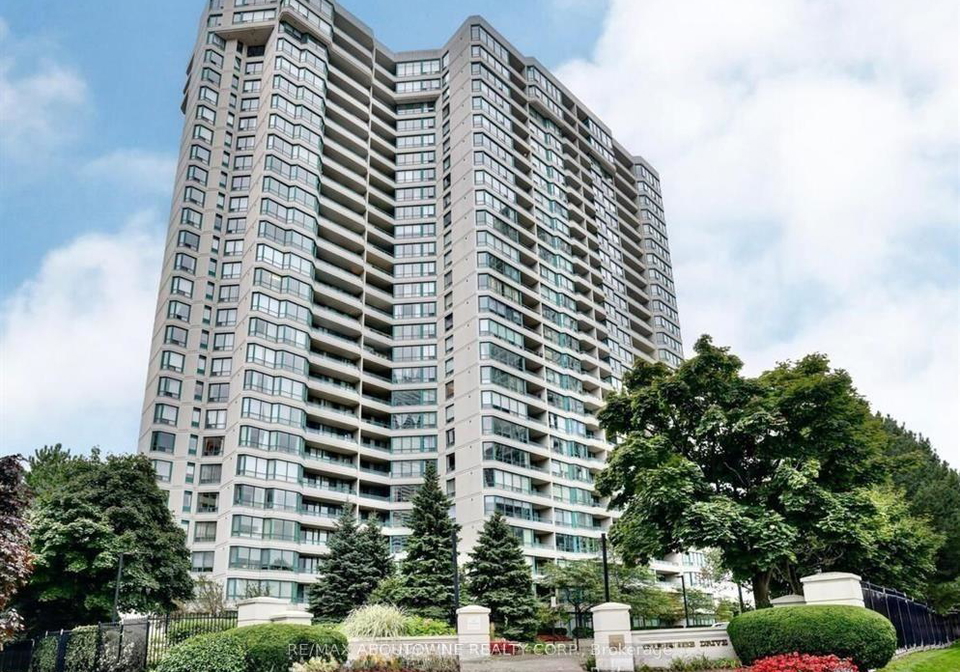 550-webb-drive-mississauga-ontario-w13083208