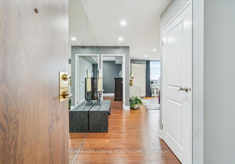 550-webb-drive-mississauga-ontario-w13083208