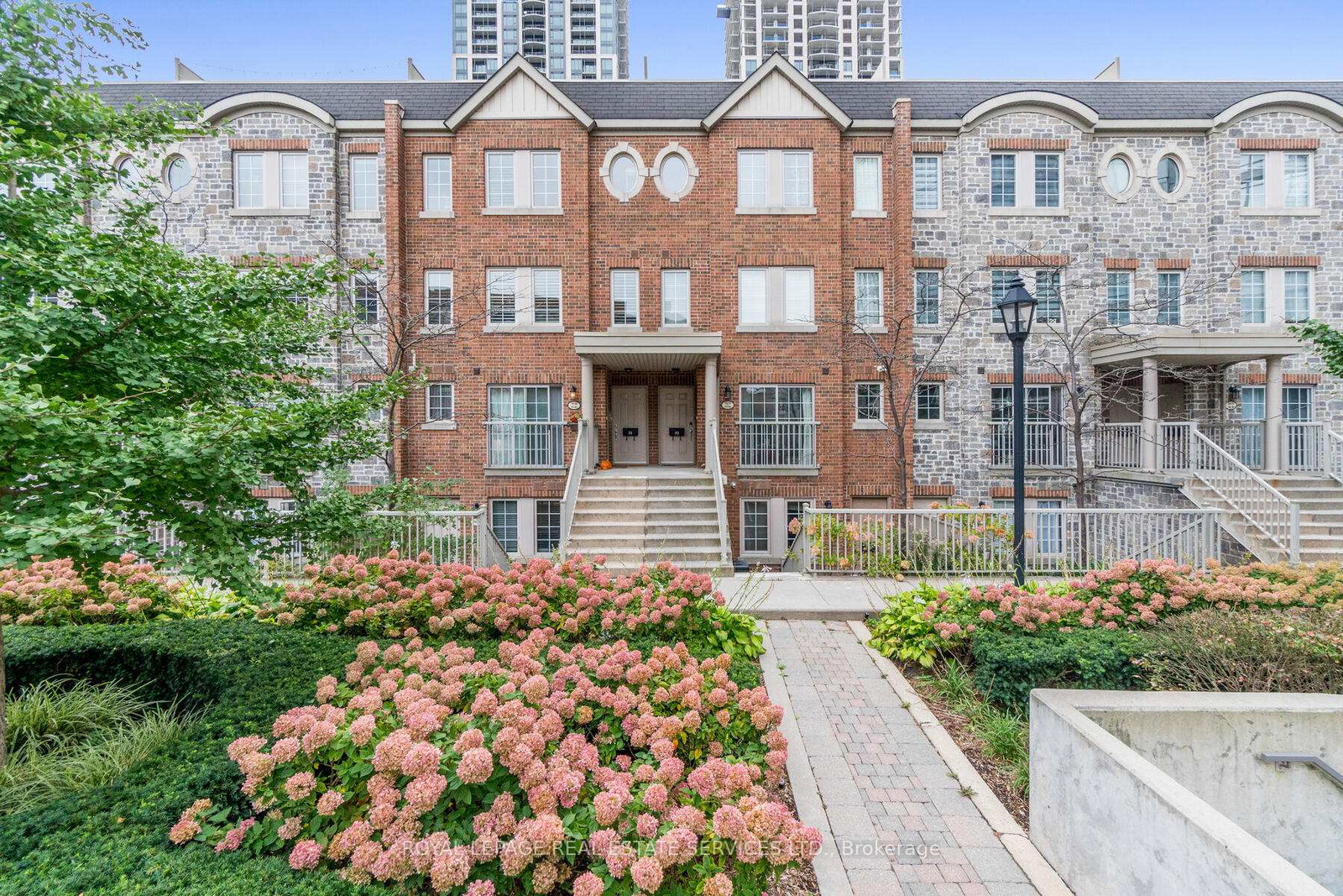 9-windermere-avenue-toronto-ontario-w13083340