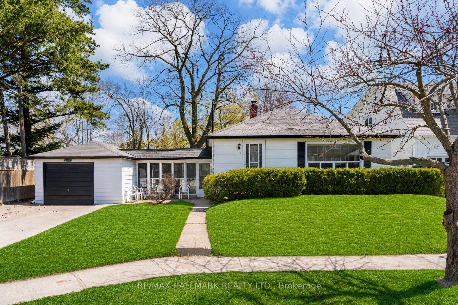122-hawthorne-road-oakville-ontario-w13083392