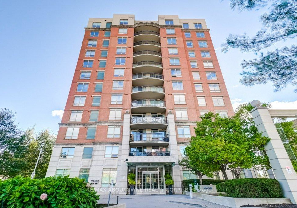 2325-central-park-drive-oakville-ontario-w13083396