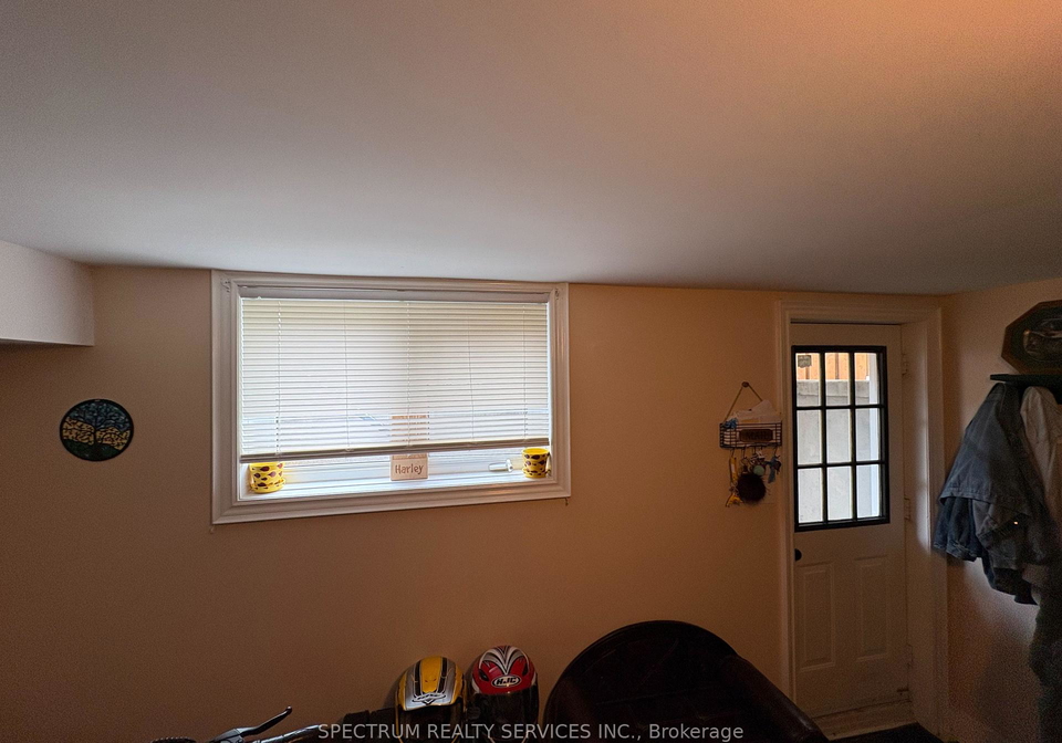 17-estoril-terrace-toronto-ontario-w13083568
