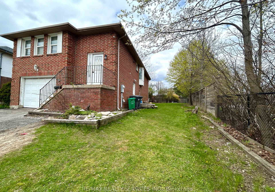 1-braidwood-lake-lane-brampton-ontario-w13083636