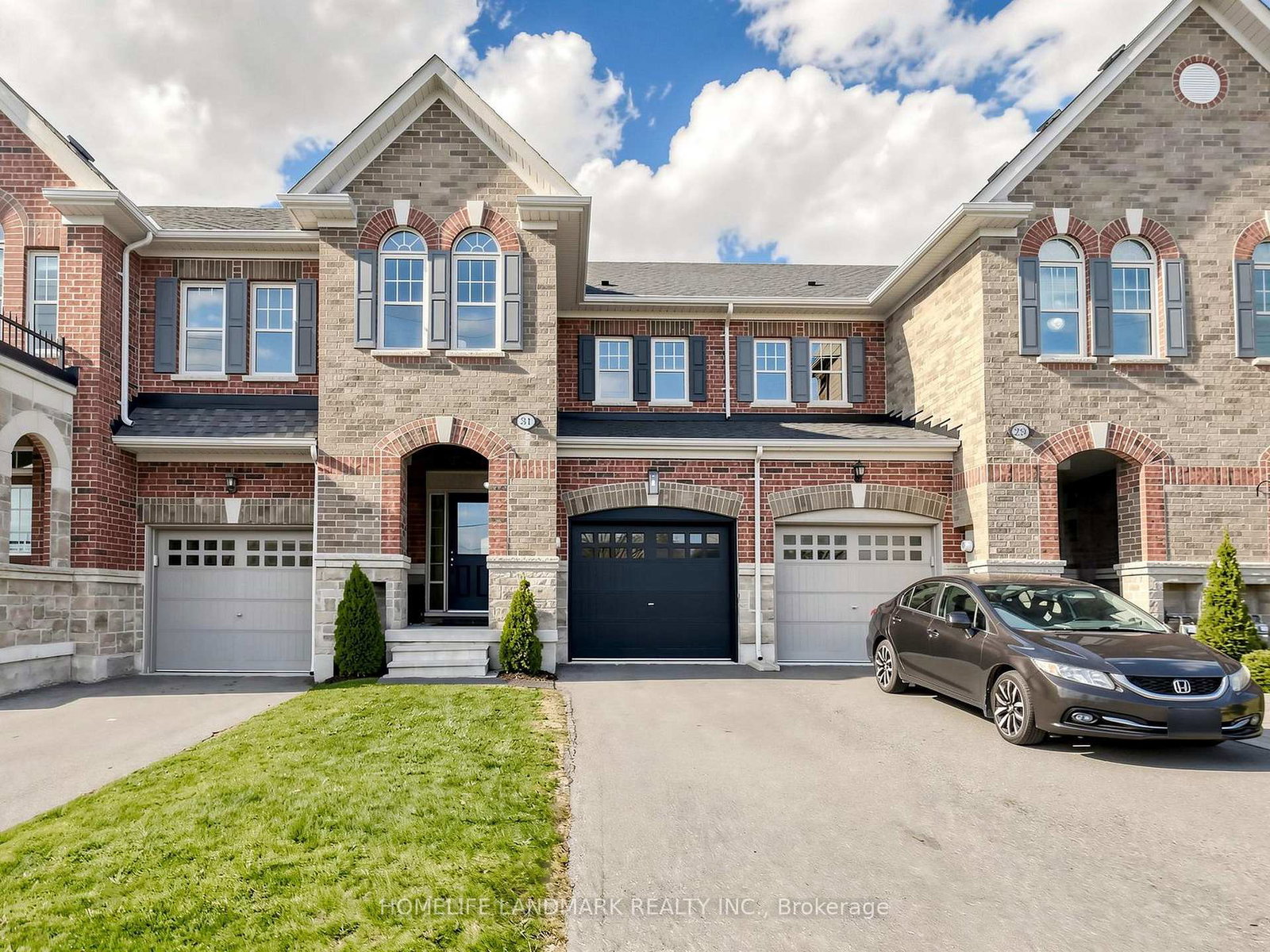 31-true-blue-crescent-caledon-ontario-w13083676