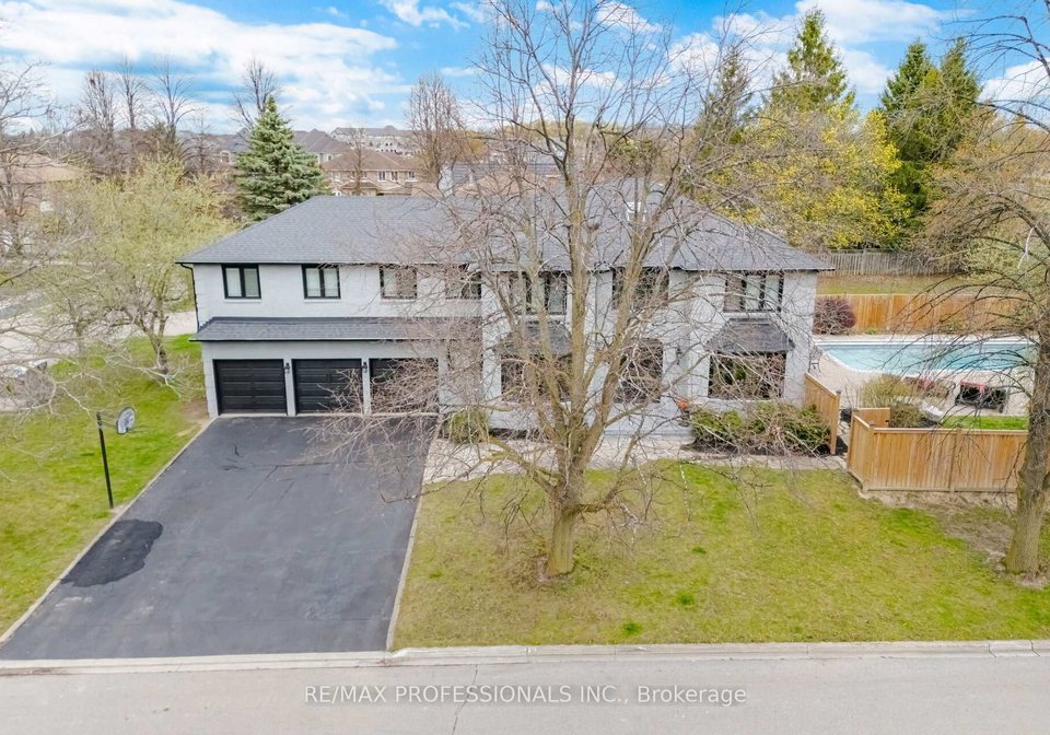 2-enchangted-court-brampton-ontario-w13083934