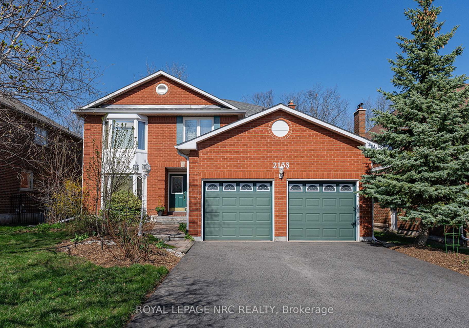 2133-grand-boulevard-oakville-ontario-w13084076