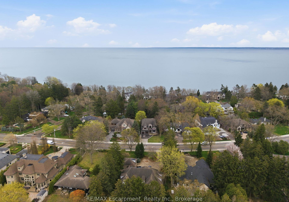4180-lakeshore-road-burlington-ontario-w13084322