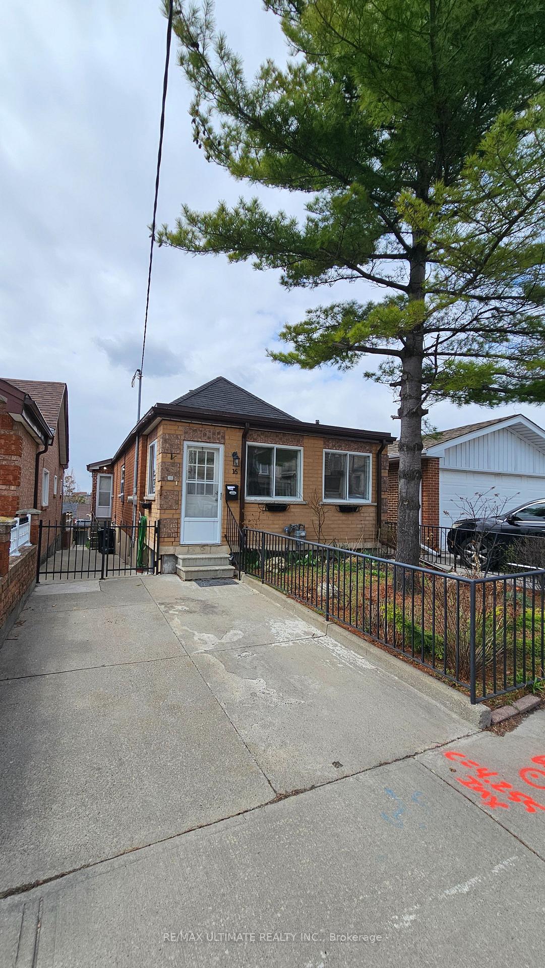 16-failsworth-avenue-toronto-ontario-w13084392