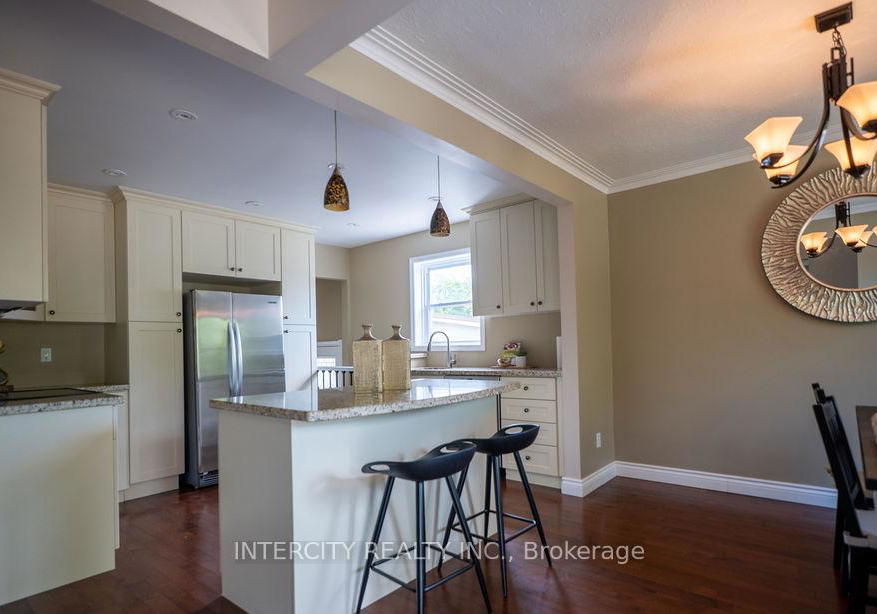 631-trudale-court-oakville-ontario-w13084456