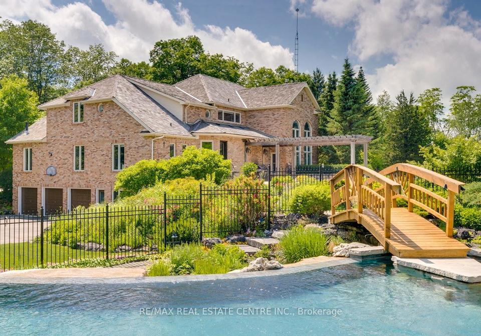 13701-fourth-line-nassagaweya-milton-ontario-w13084774