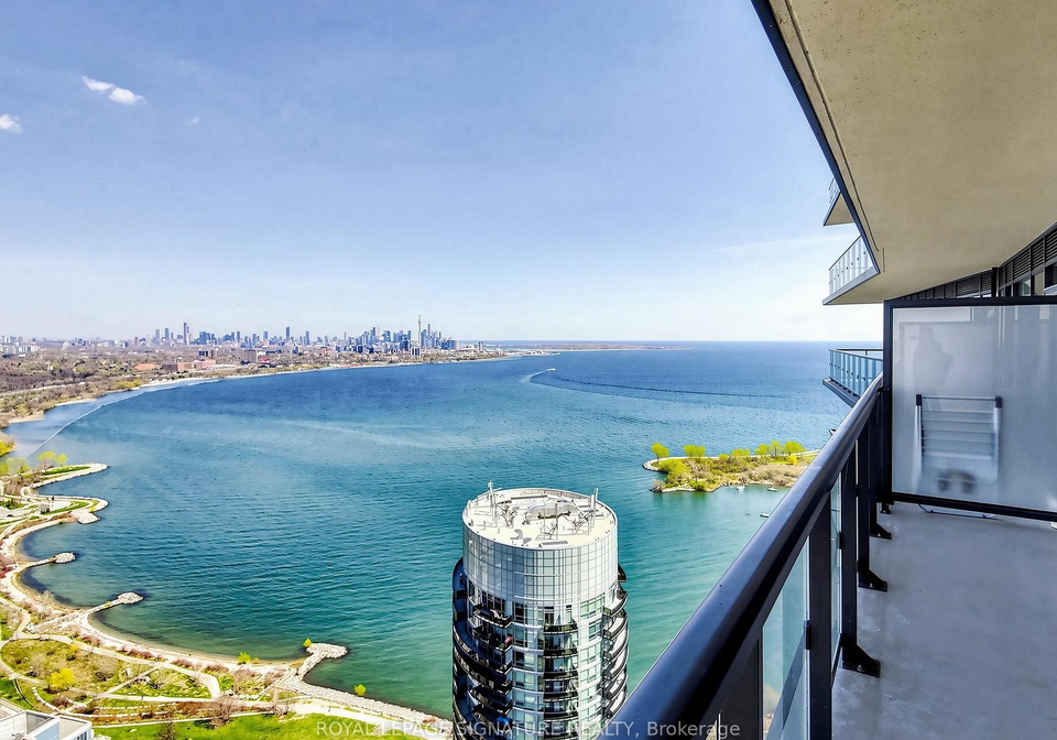 38-annie-craig-drive-etobicoke-ontario-w13084886