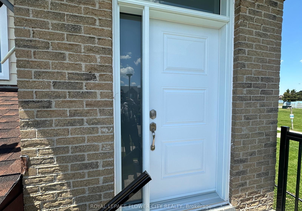 415-hansen-road-n-brampton-ontario-w13084948