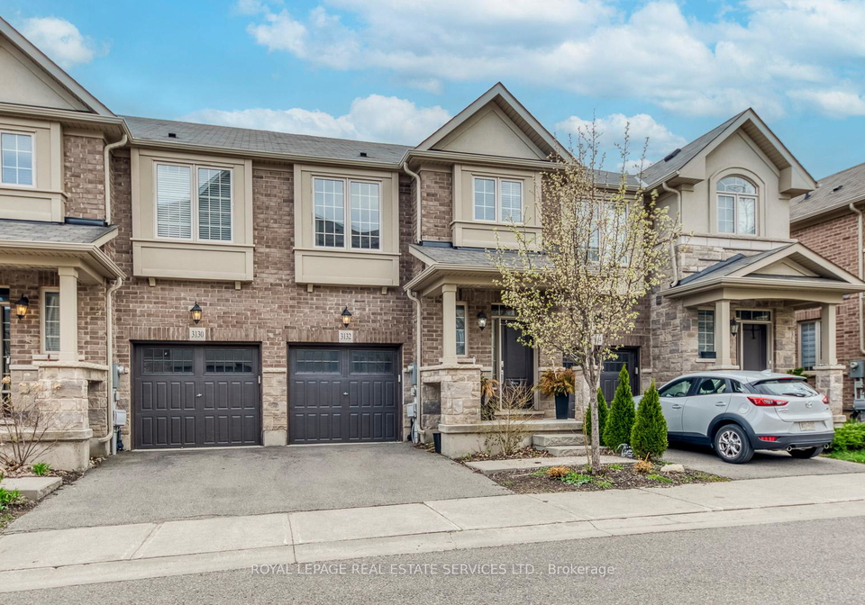 3132-blackfriar-common-oakville-ontario-w13085108