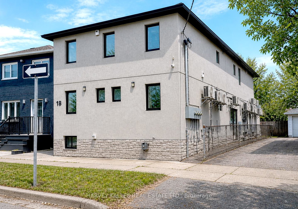 18-cavell-avenue-etobicoke-ontario-w13085404