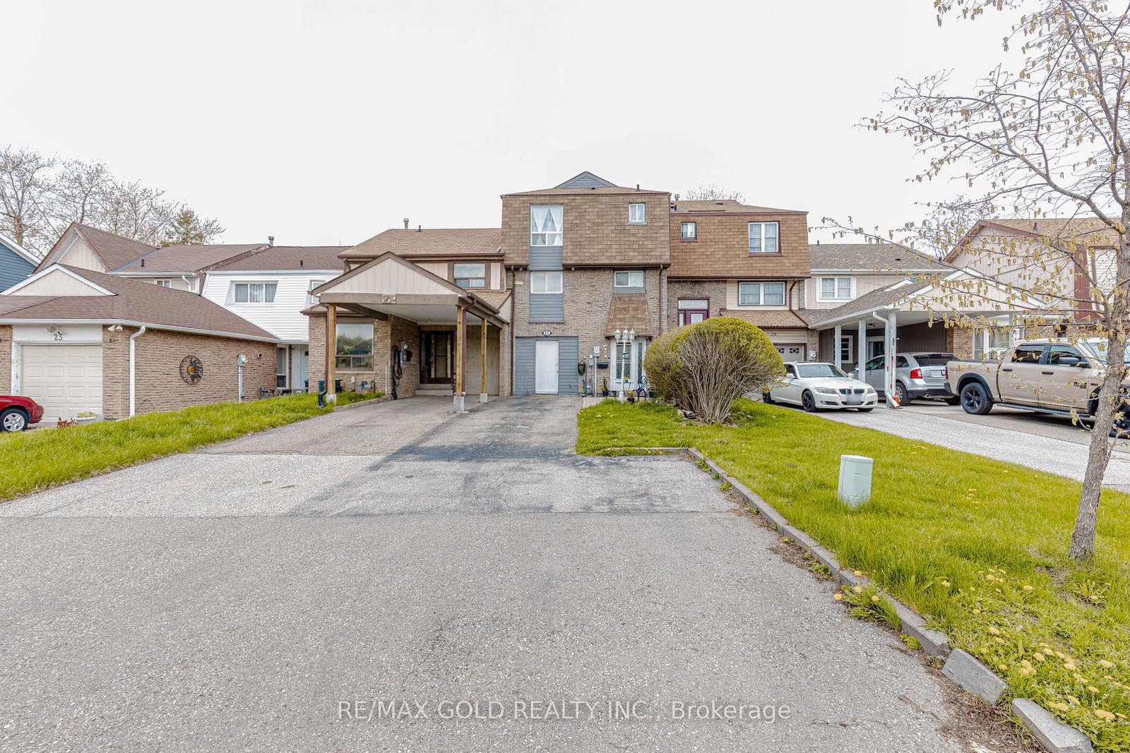 27-fanshawe-drive-brampton-ontario-w13085542
