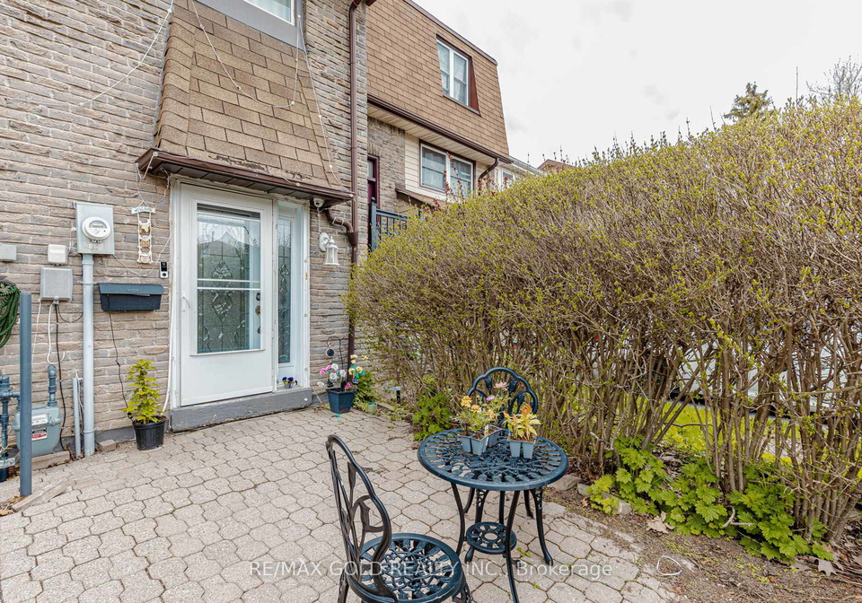 27-fanshawe-drive-brampton-ontario-w13085542