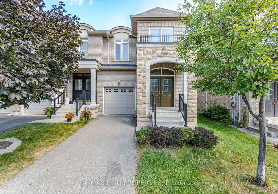 2371-baronwood-drive-oakville-ontario-w13085544