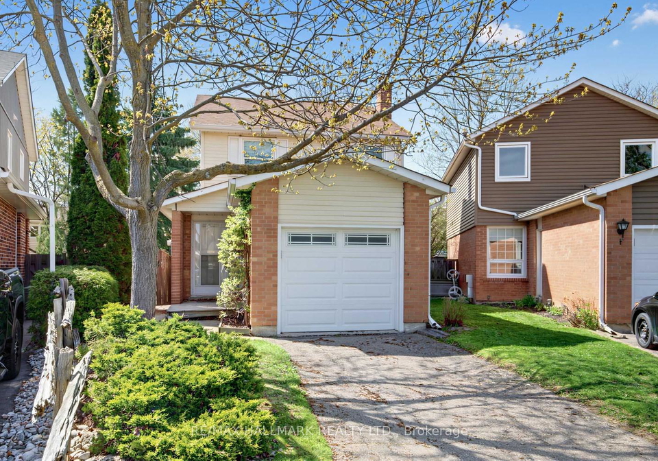 16-shelbourne-court-brampton-ontario-w13085752