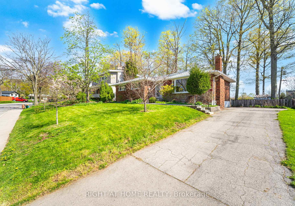 1461-moss-glen-road-burlington-ontario-w13085794