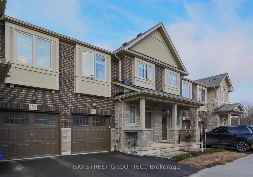 3353-mockingbird-common-drive-oakville-ontario-w13085812