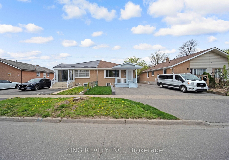 71-mcmurchy-avenue-s-brampton-ontario-w13086132