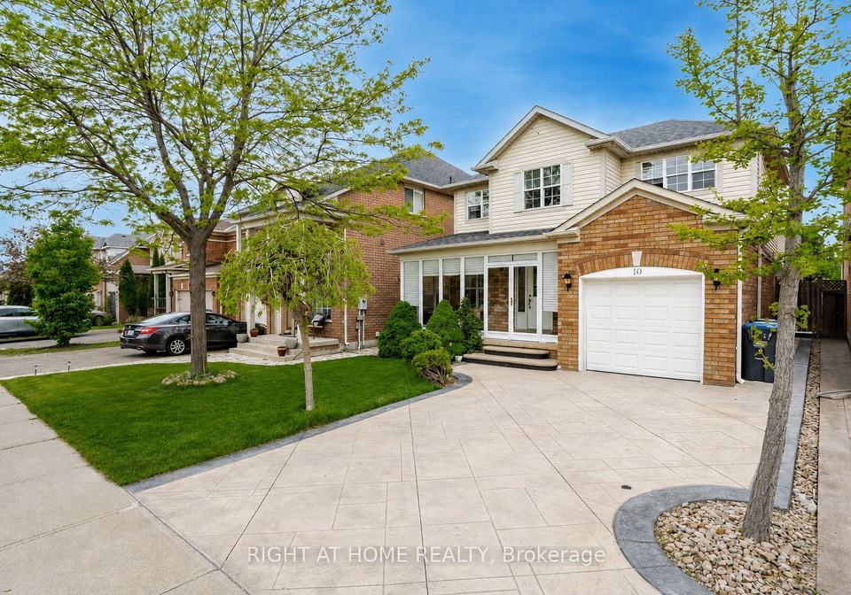 10-charleswood-circle-brampton-ontario-w13086260