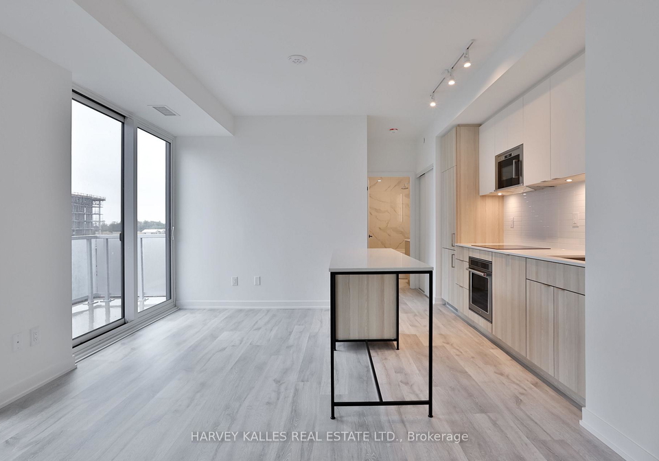 215-lakeshore-road-w-mississauga-ontario-w13086338