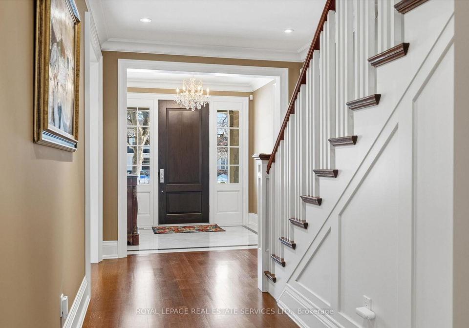 1049-cedar-grove-boulevard-oakville-ontario-w13086416