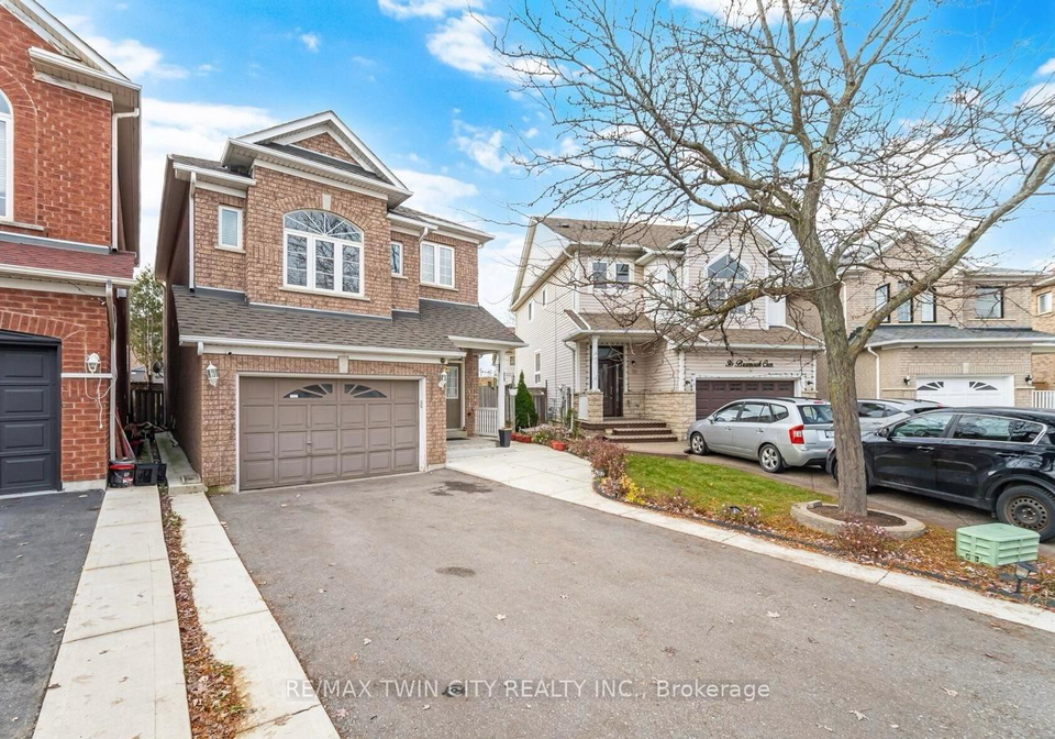 34-bramoak-crescent-brampton-ontario-w13086522