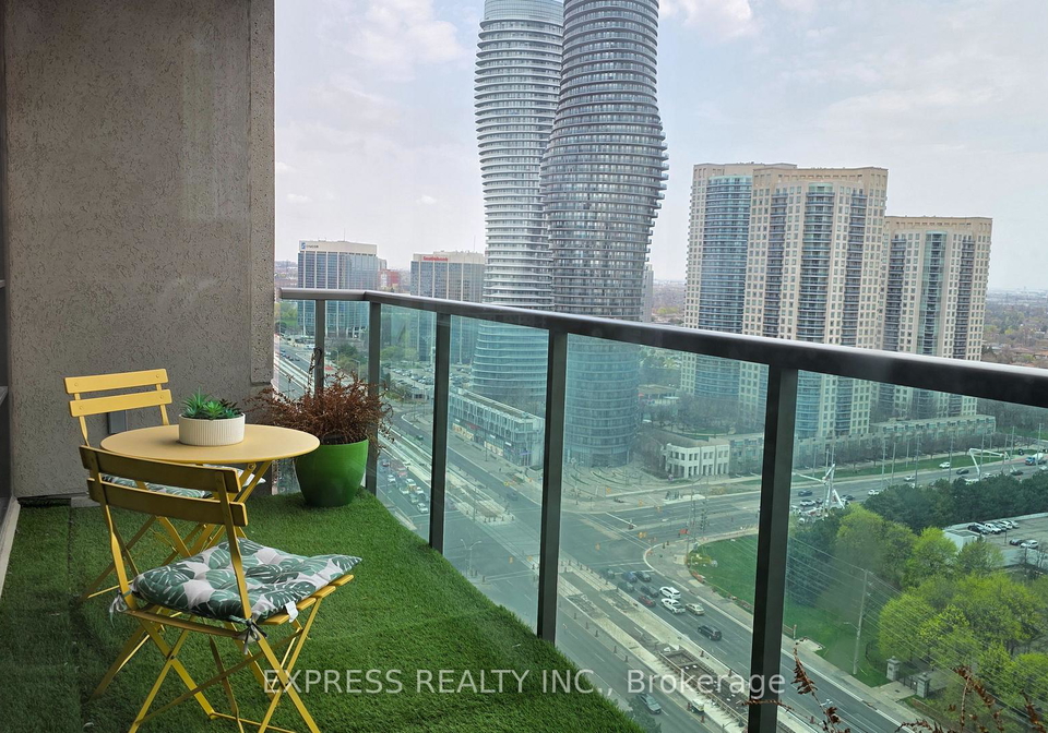 208-enfield-place-mississauga-ontario-w13086546