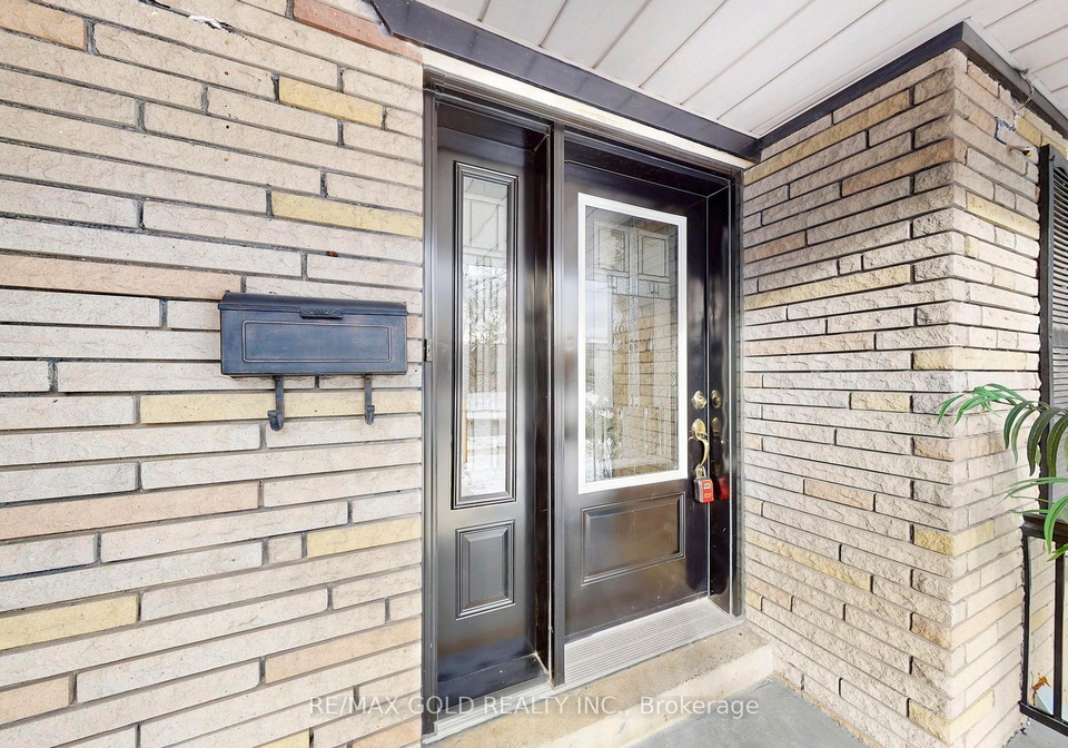 189-kingsview-boulevard-etobicoke-ontario-w13086758