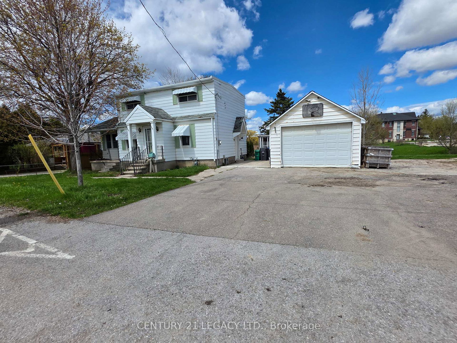 1526-queen-street-w-brampton-ontario-w13086836