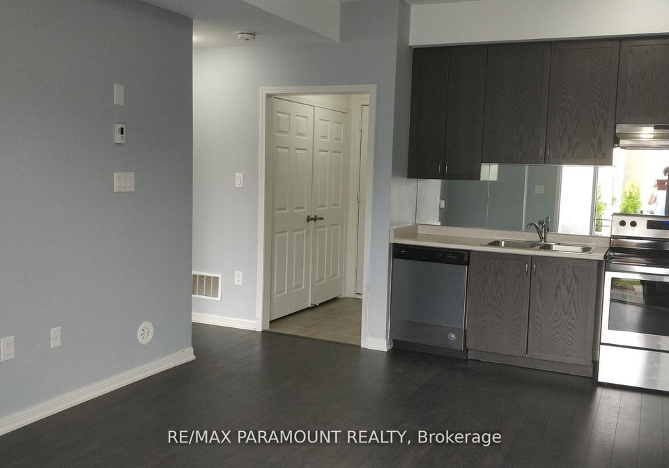 250-sunny-meadow-boulevard-brampton-ontario-w13086870