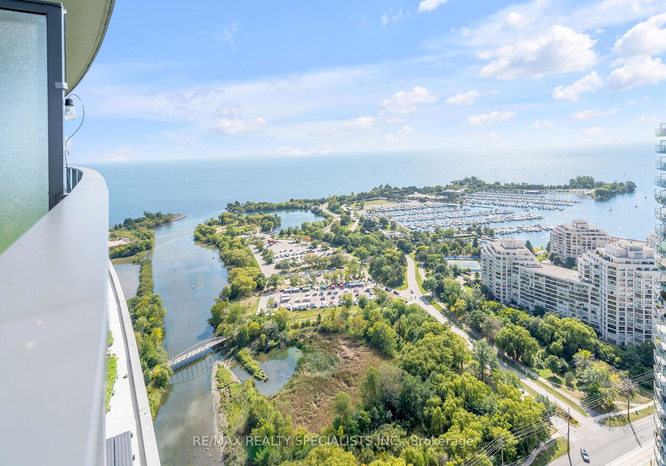 2212-lake-shore-boulevard-etobicoke-ontario-w13086890