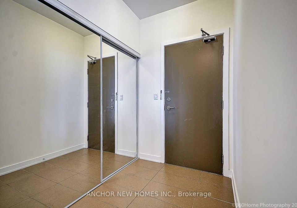 4065-brickstone-mews-mississauga-ontario-w13086920