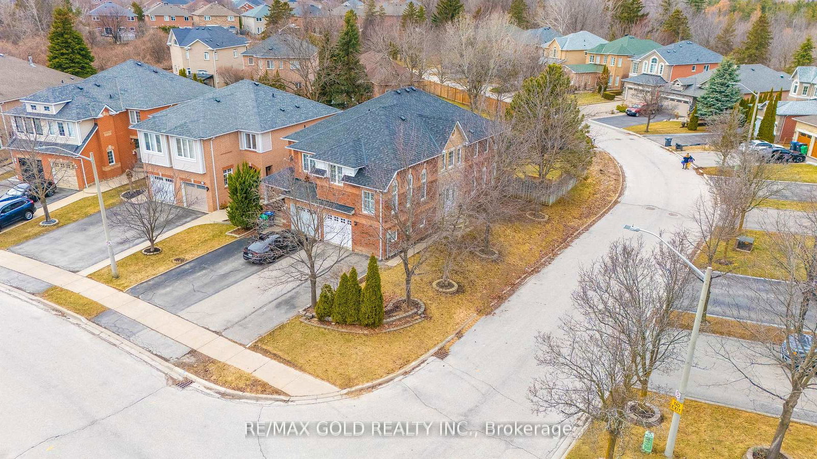 7330-frontier-ridge-mississauga-ontario-w13086954