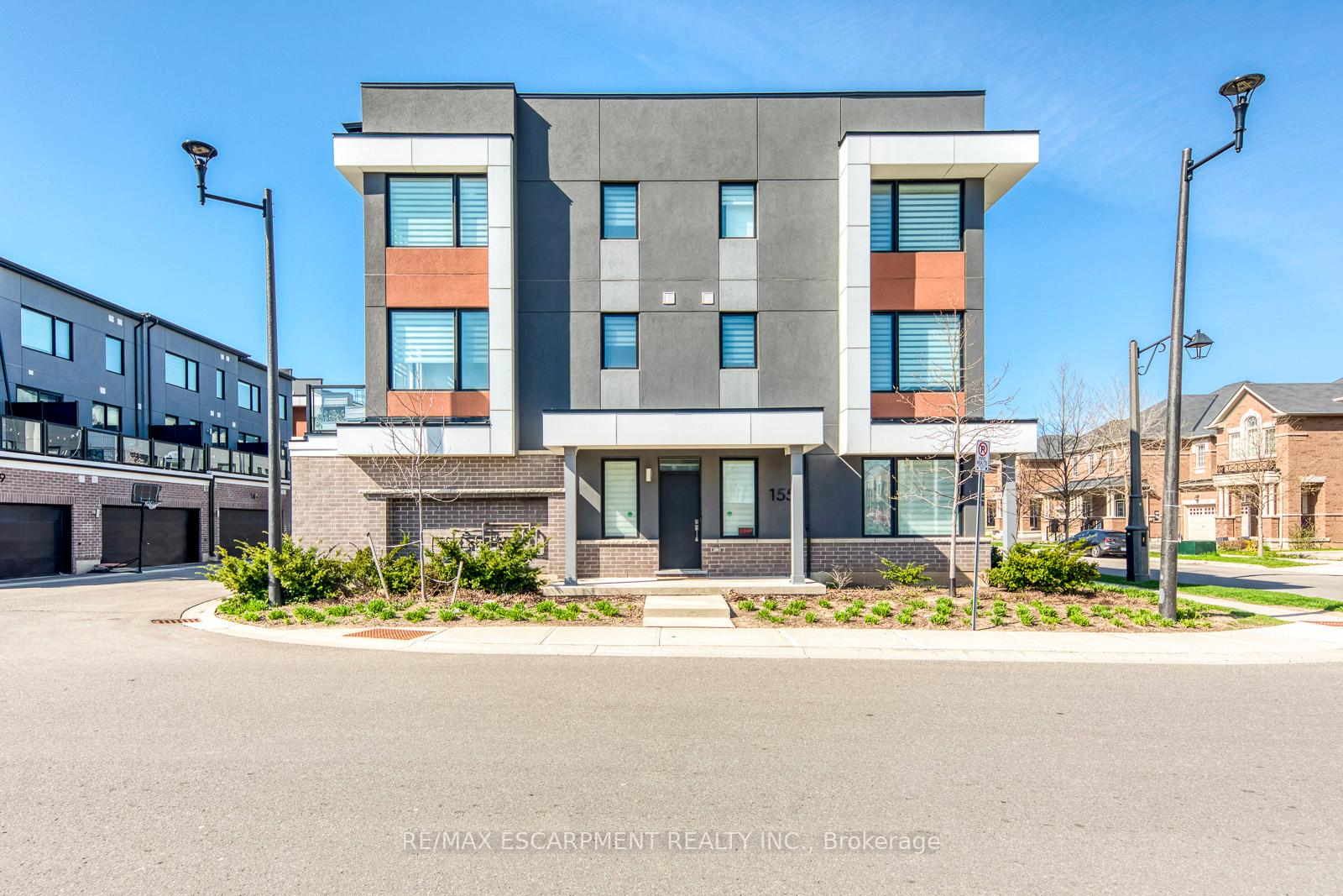 155-grovewood-common-oakville-ontario-w13086956