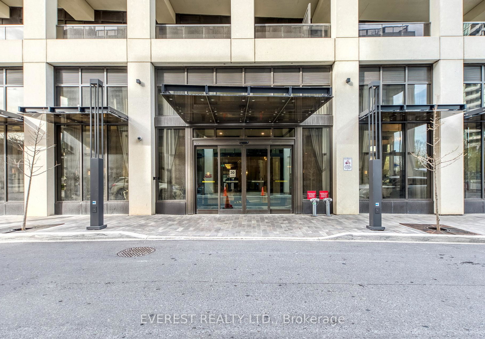 30-elm-drive-n-mississauga-ontario-w13087084