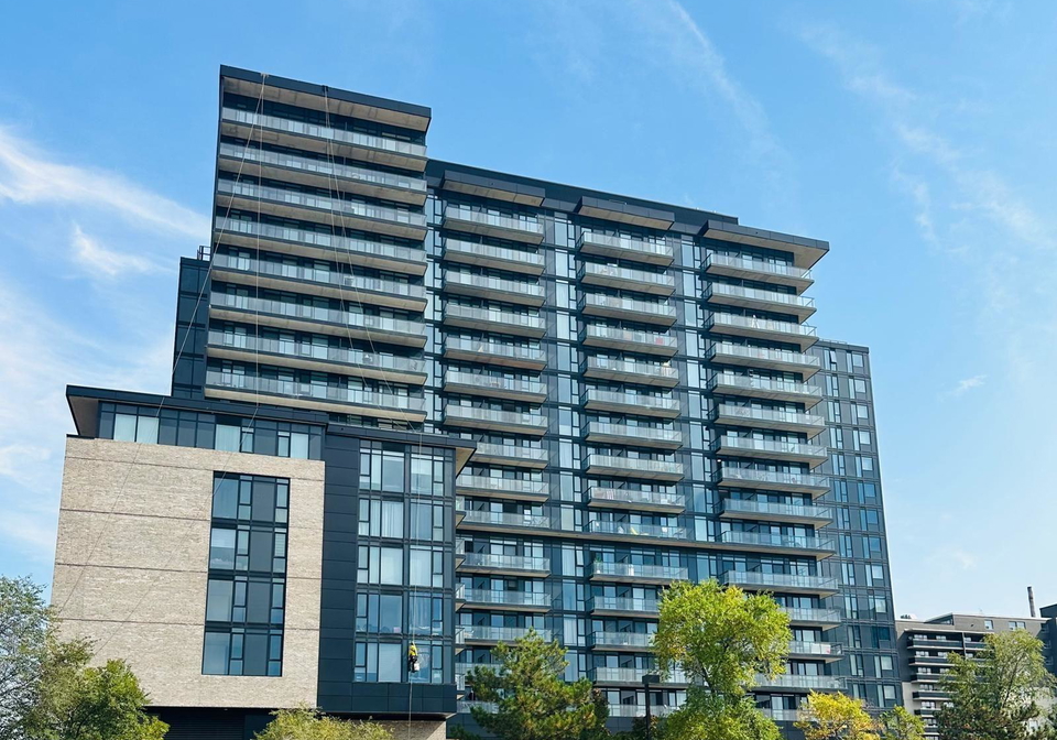 86-dundas-street-e-mississauga-ontario-w13087122