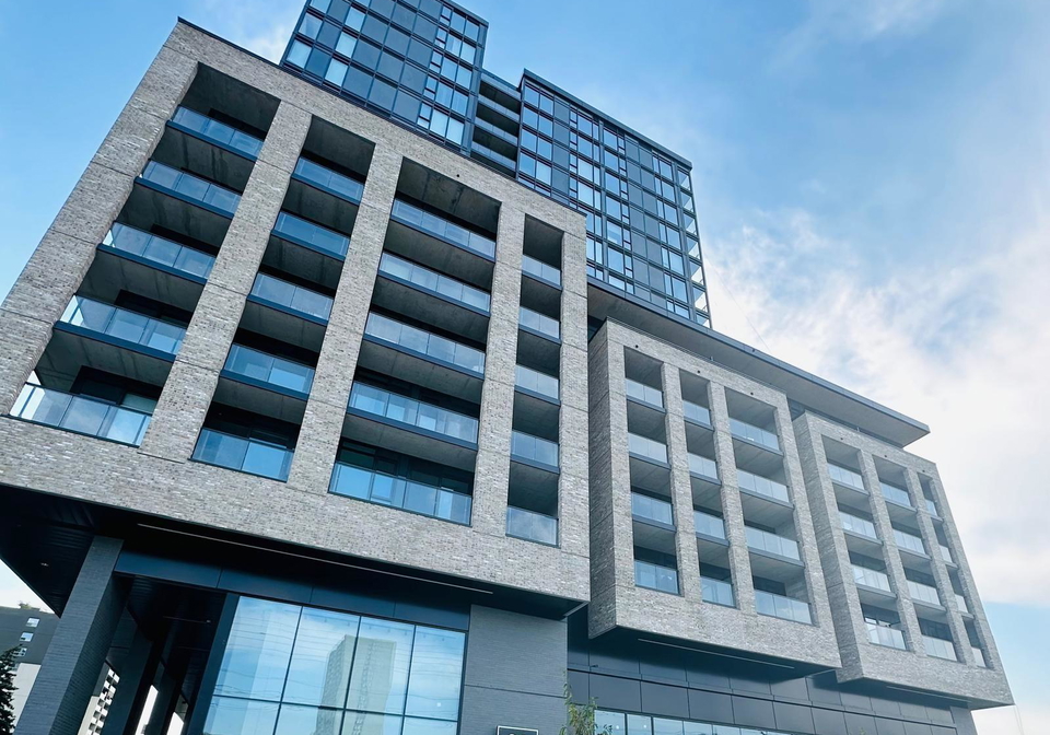 86-dundas-street-e-mississauga-ontario-w13087122