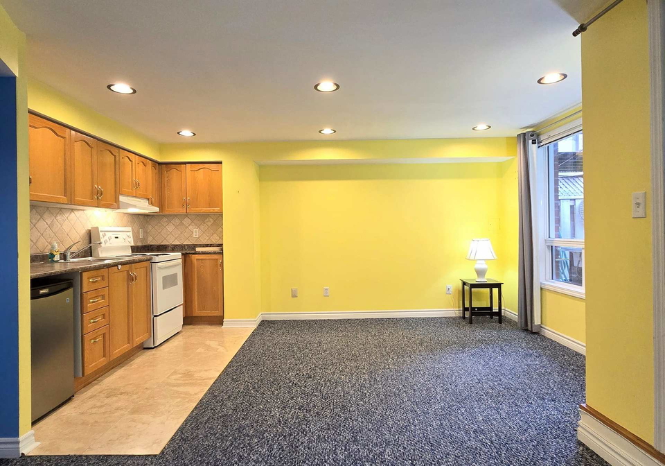 65-mare-crescent-etobicoke-ontario-w13087172