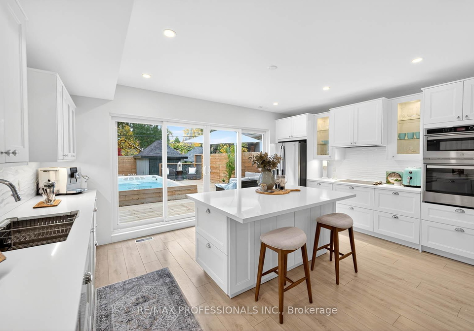 22-ninth-street-etobicoke-ontario-w13087432
