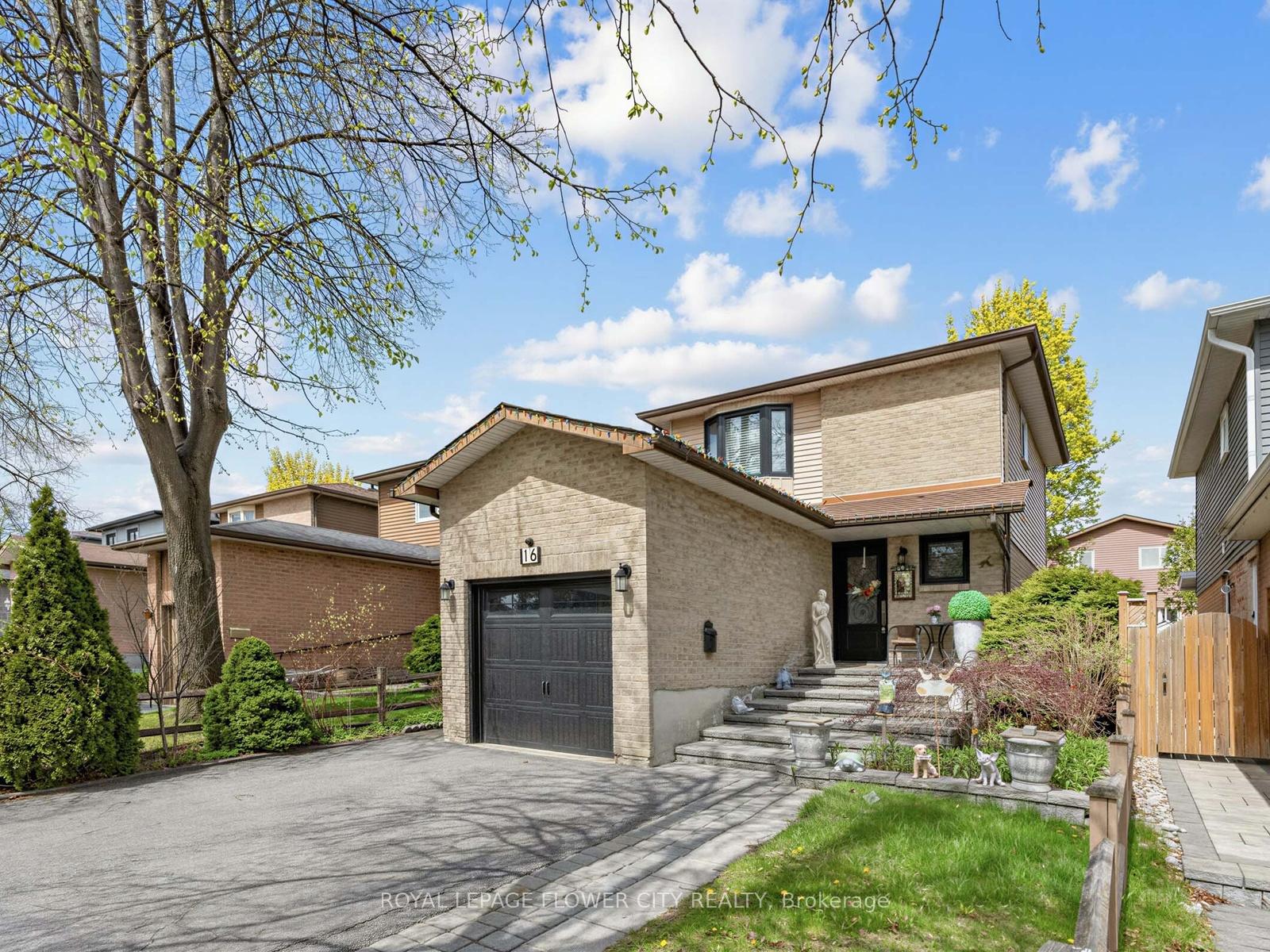 16-blossom-avenue-brampton-ontario-w13087492