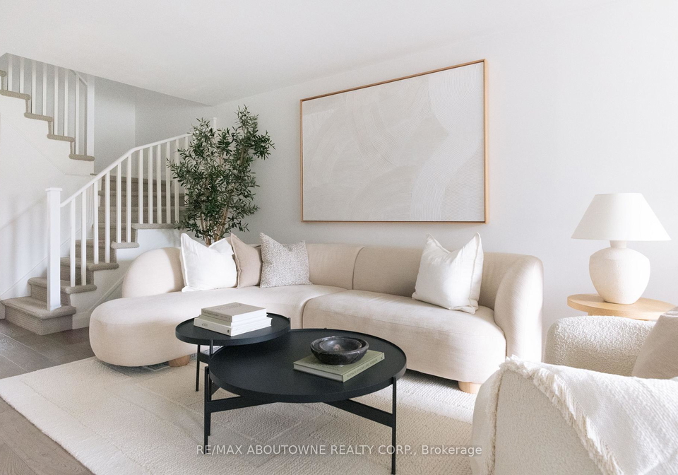 2181-oakpoint-road-oakville-ontario-w13087676
