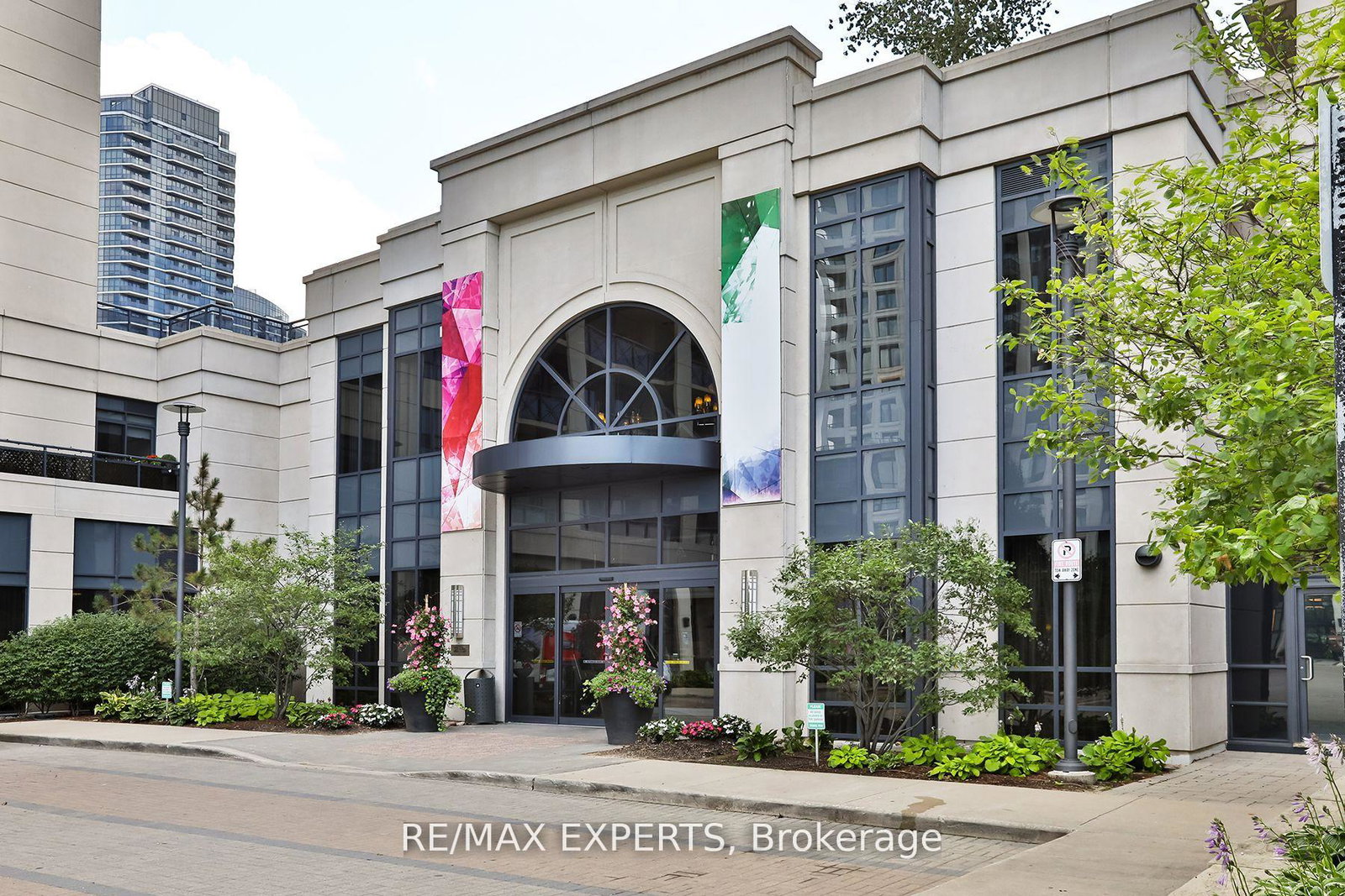 2-eva-road-etobicoke-ontario-w13087730