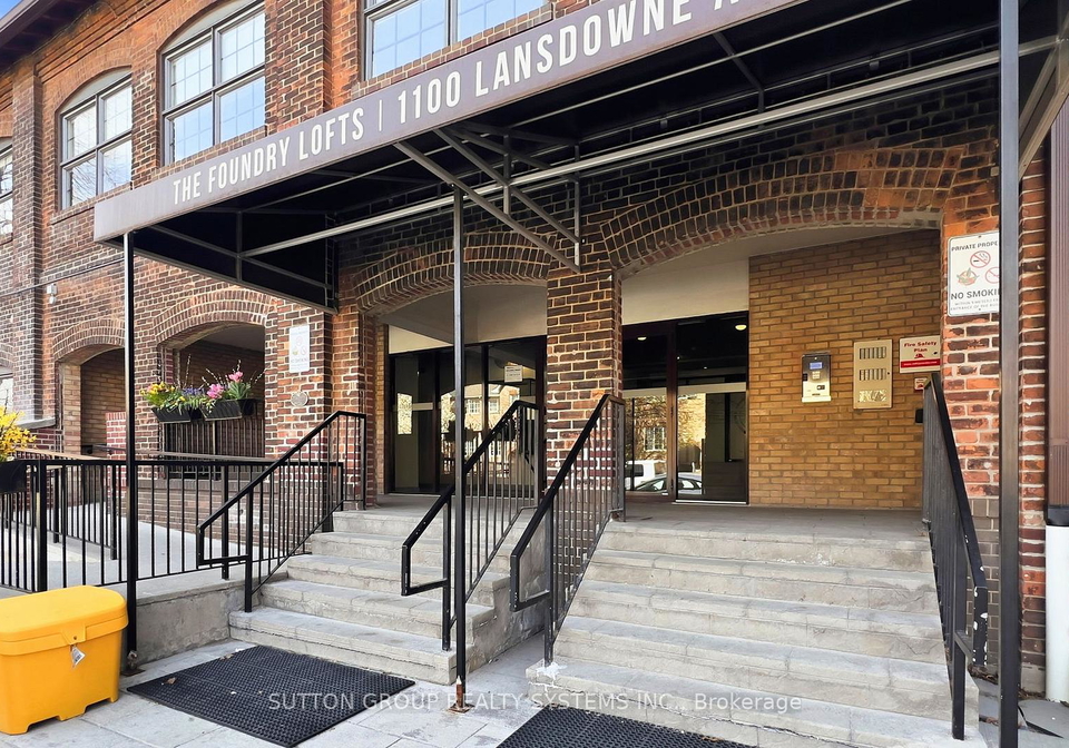 1100-landsdowne-avenue-toronto-ontario-w13087968